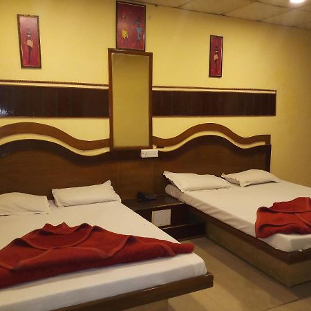 Hotel Diplomat Inn 뉴델리 외부 사진